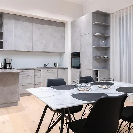 Апартаменты Dashaus 2 Bedroom *