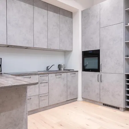 Dashaus 2 Bedroom * Tallinn