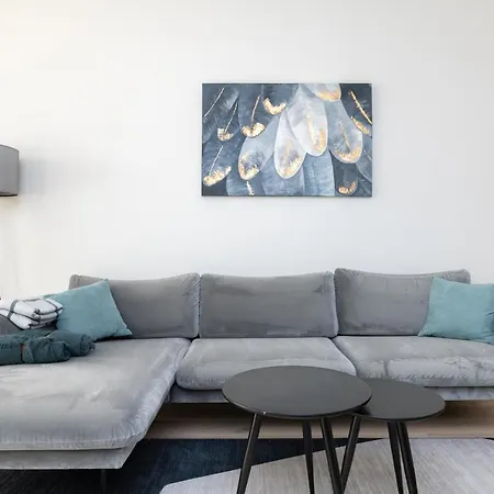 Dashaus 2 Bedroom Апартаменты