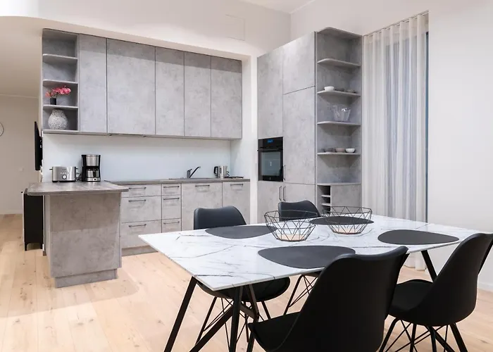 Apartment Dashaus 2 Bedroom *